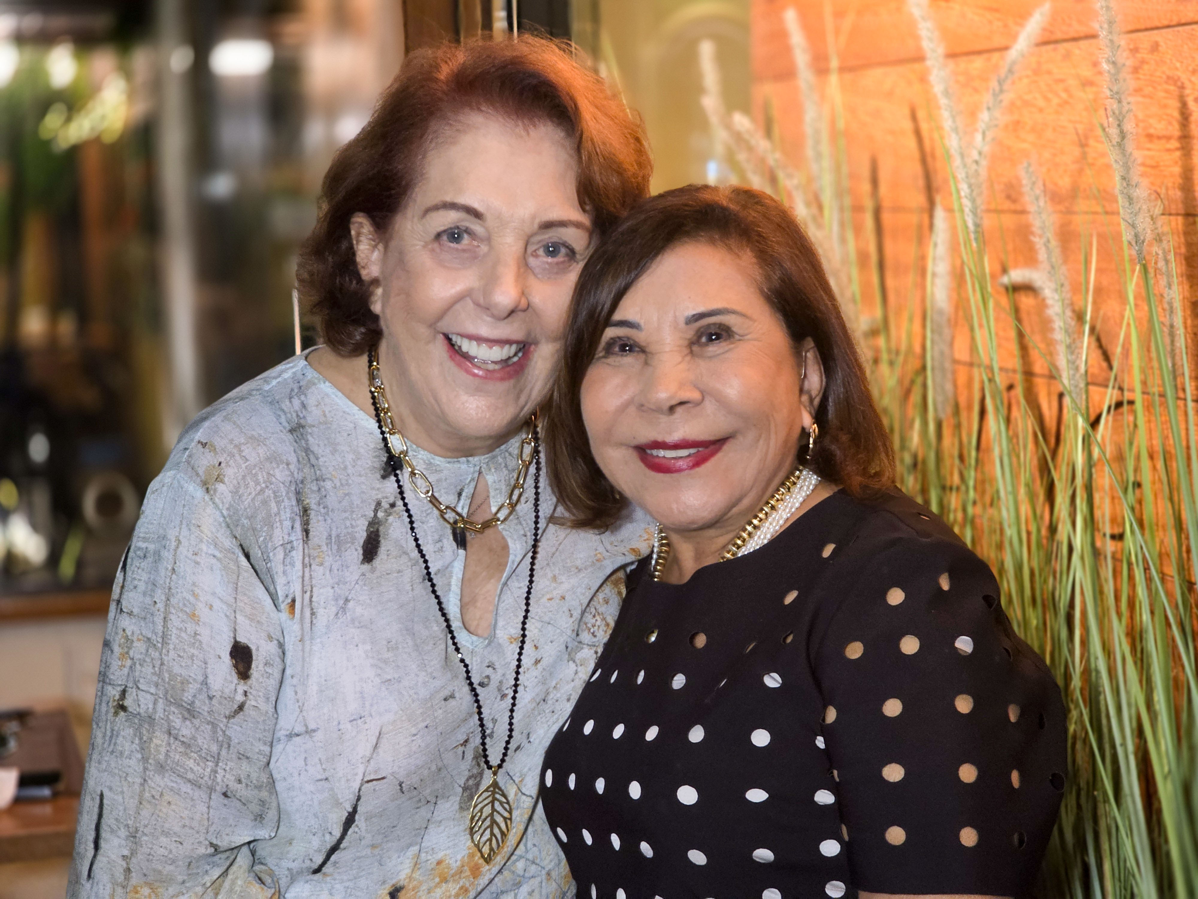 Tia Penha e Luzia Toledo