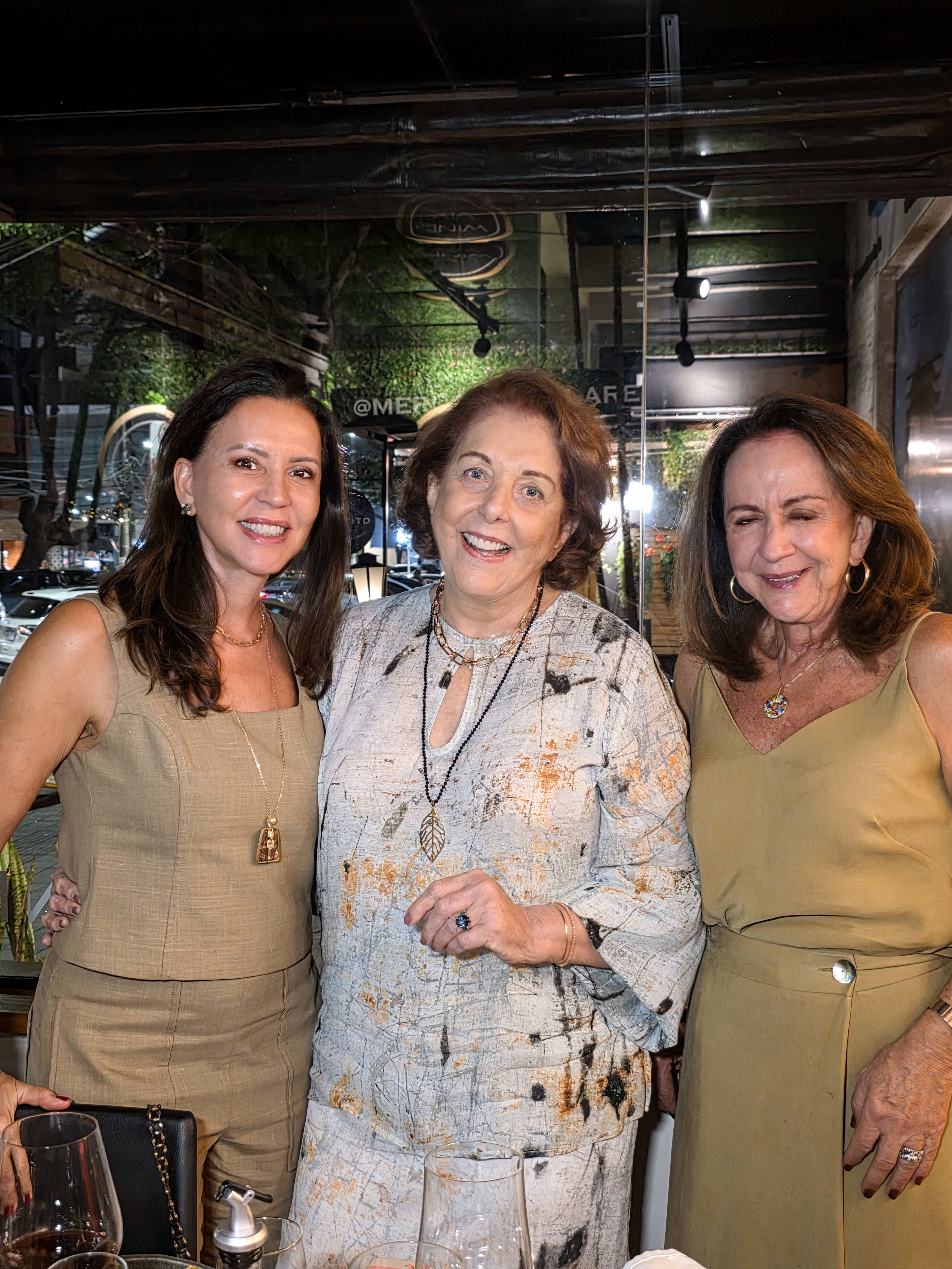 Heliene Del Esposti, Tia Penha e Penha Colodetti