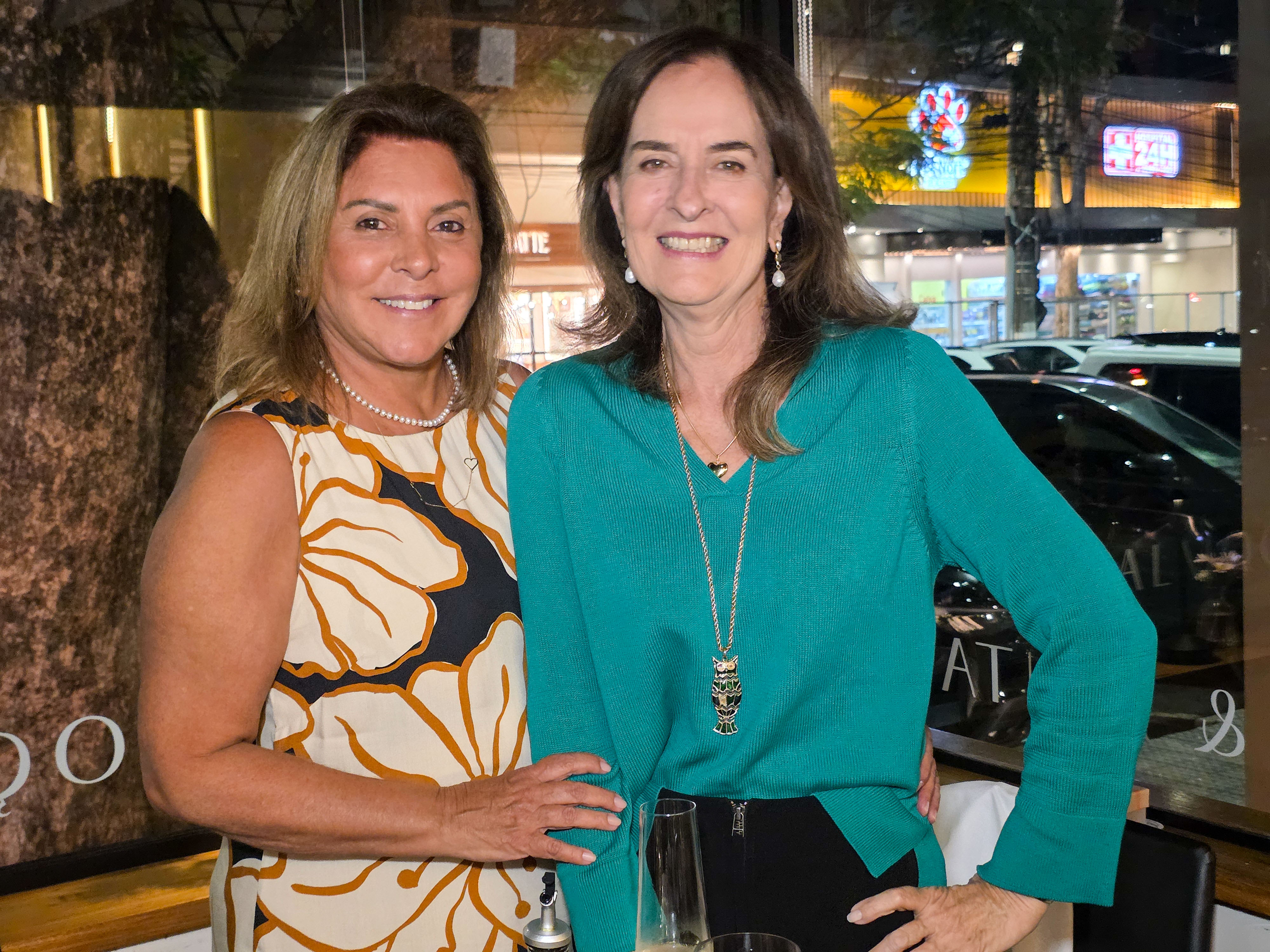 Heliane Duarte e Beatriz Oliveira Santos