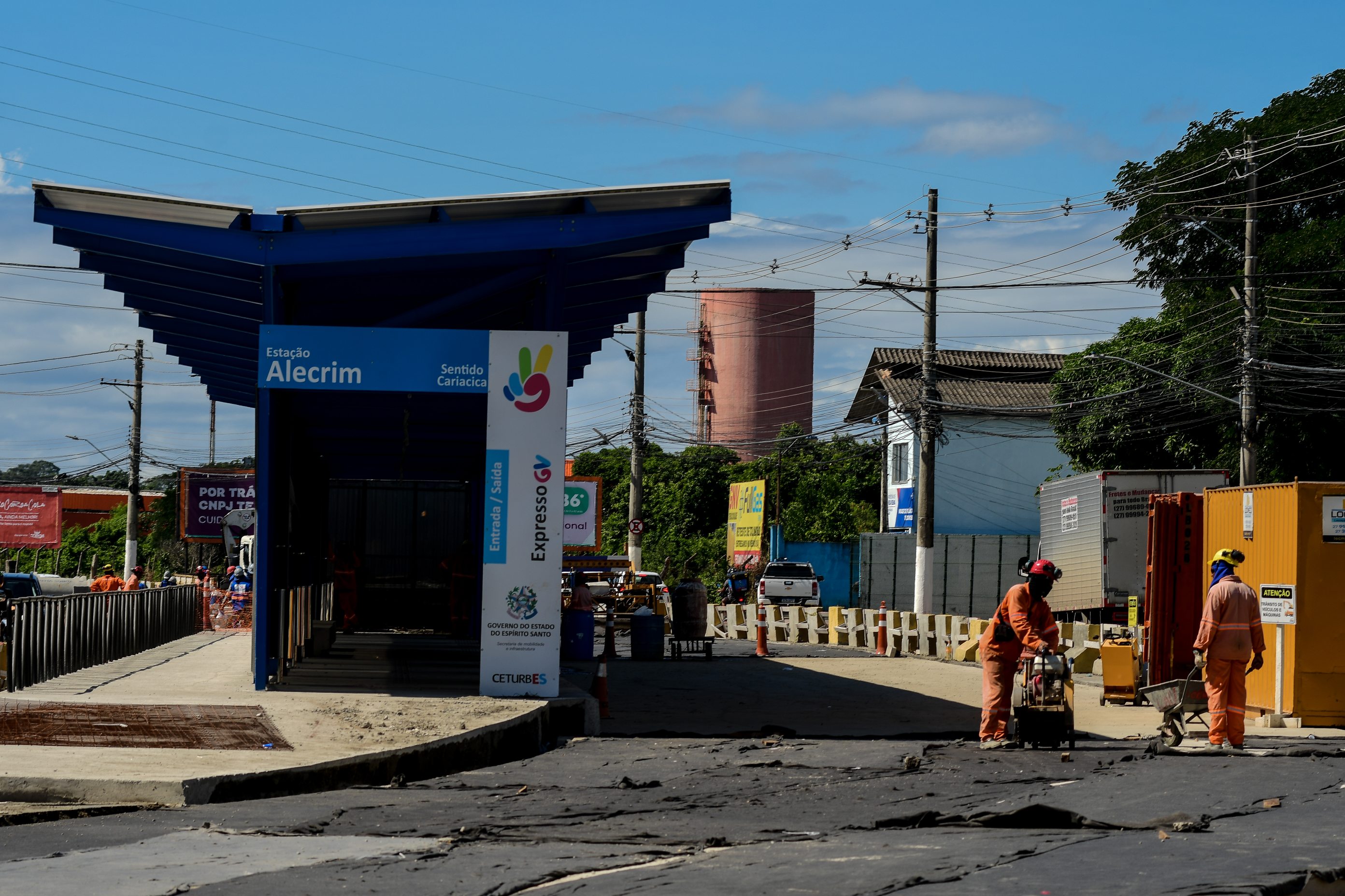 Obras do Expresso GV na Avenida Carlos Lindenberg, em Vila Velha