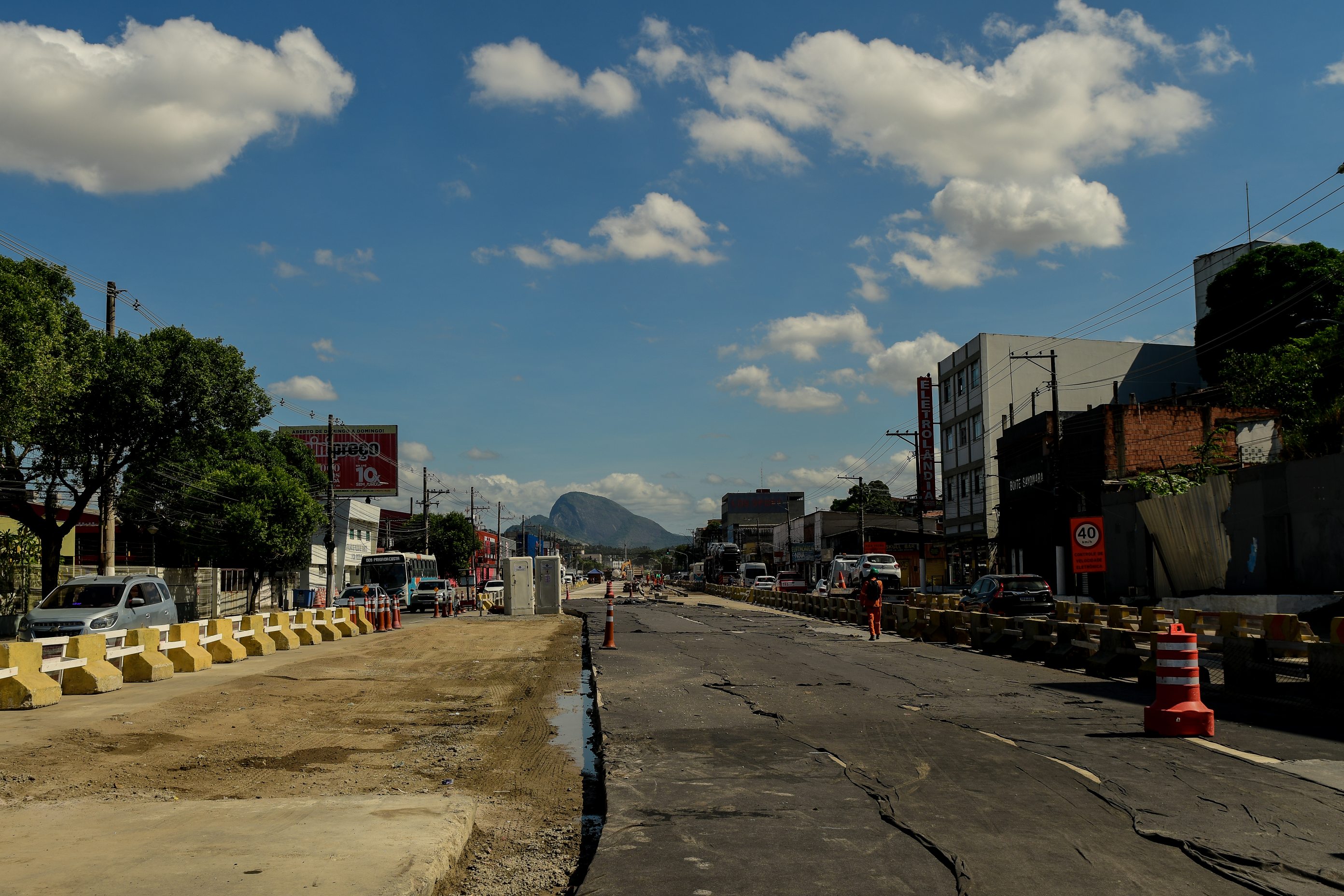 Obras do Expresso GV na Avenida Carlos Lindenberg, em Vila Velha