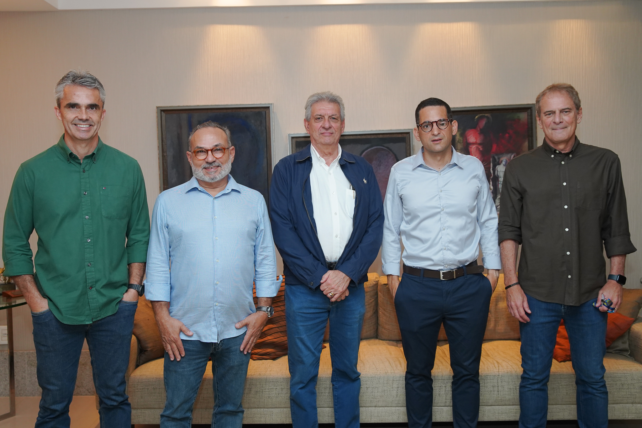 Bruno Passoni, Alexandre Schubert, Aristóteles Passos, Leandro Lorenzon e Marcello Moraes